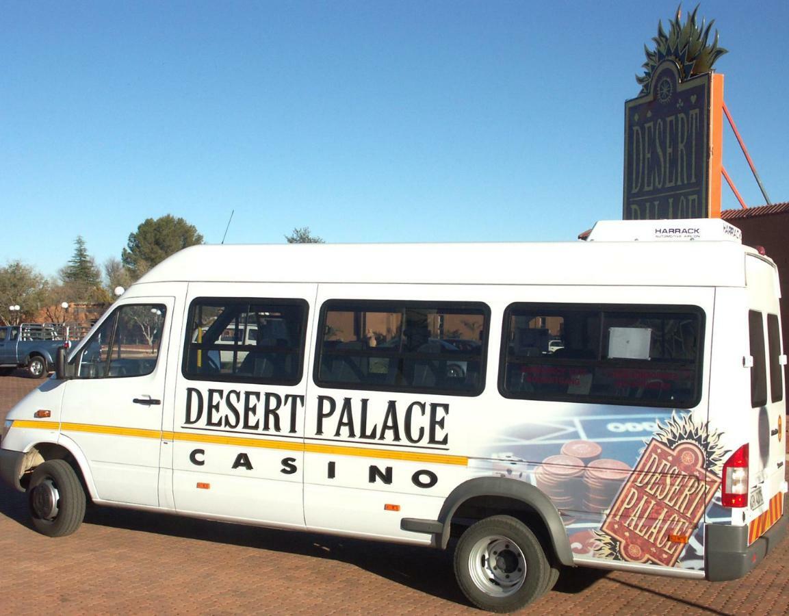 Desert Palace Hotel Upington Extérieur photo