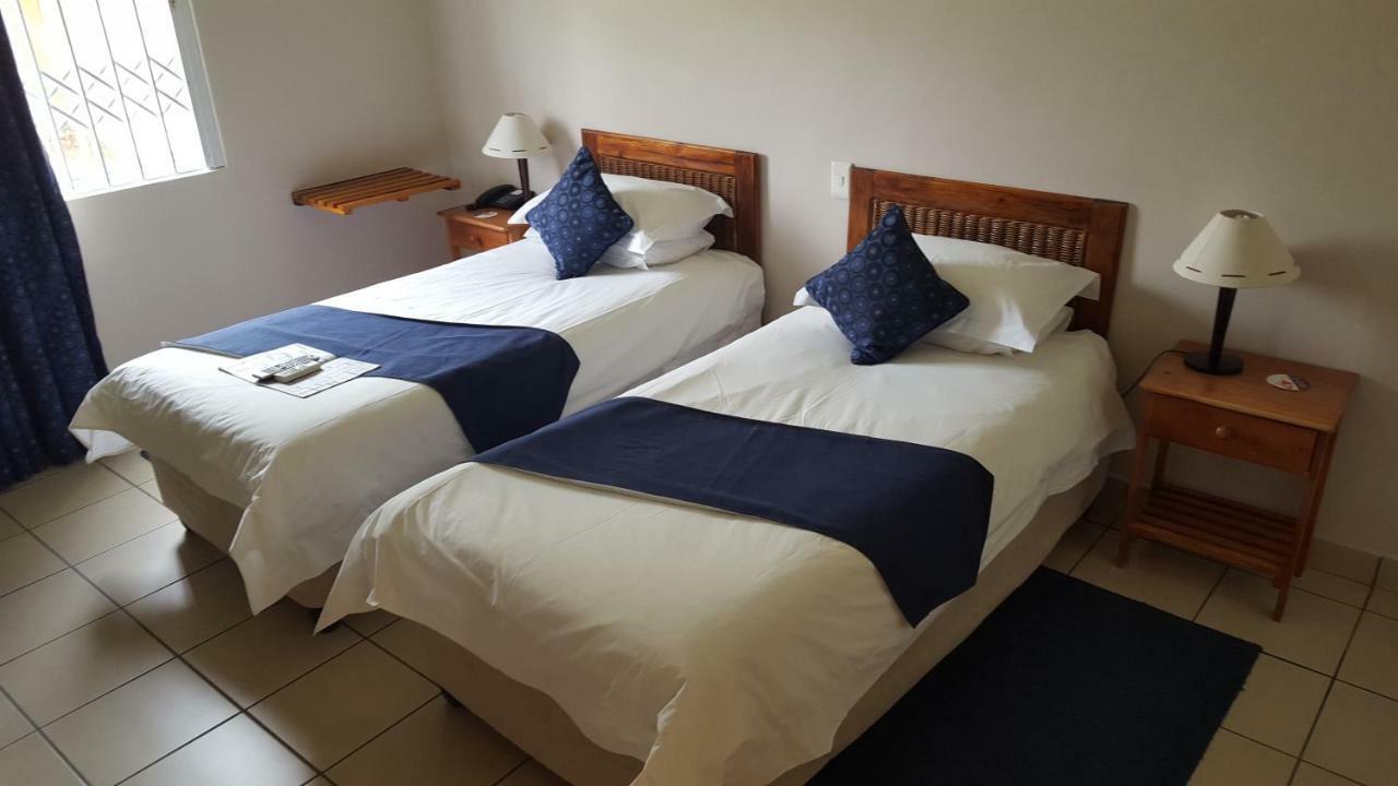 Desert Palace Hotel Upington Extérieur photo